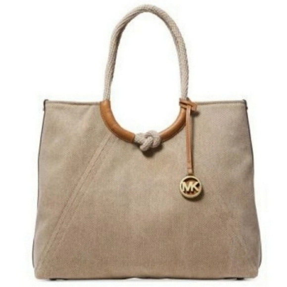 MICHAEL KORS  Isla Ring  Canvas Large Shoulder Tote - Picture 4 of 6